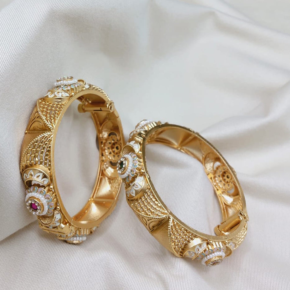 Lucentarts Jewellery Designer Pota Stone And Pearl Meenakari Openable Bangles Set