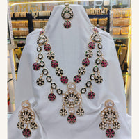 Lucentarts Jewellery Designer Polki Kundan Stone Heavy Necklace Set  