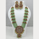 Lucentarts Jewellery Kundan Stone And Pearl Fashion Necklace Set