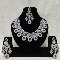 Lucentarts Jewellery Royal Look American Diamond Necklace Set