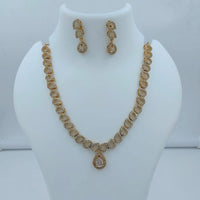 Lucentarts Jewellery Gorgeous Crystal Stone And Austrian Stone Necklace Set