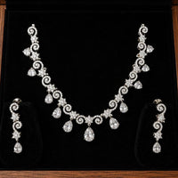 Lucentarts Jewellery Crystal Stone And Austrian Stone Necklace Set