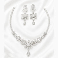 Lucentarts Jewellery Crystal Stone And Austrian Stone Necklace Set