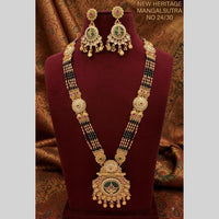 Lucentarts Jewellery Traditional Pota Stone And Black Beads Mangalsutra