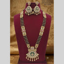 Lucentarts Jewellery Traditional Pota Stone And Black Beads Mangalsutra