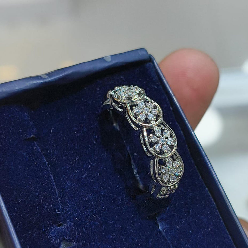 Lucentarts Jewellery Silver Plated Austrian Stone Ring