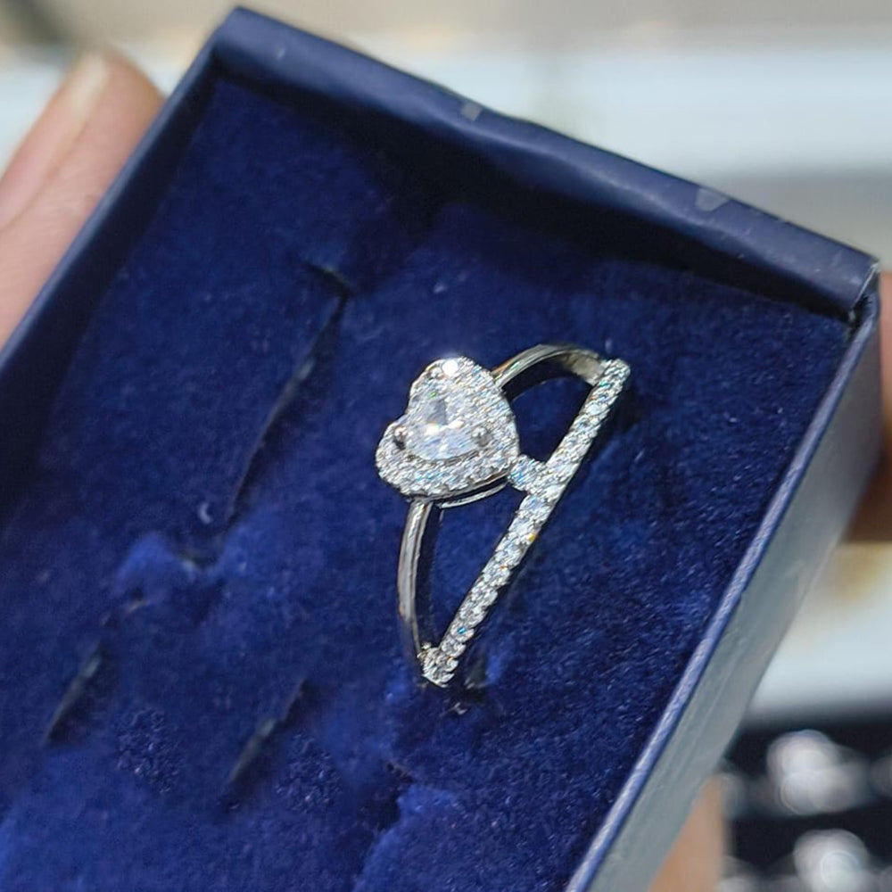 Lucentarts Jewellery Silver Plated Austrian Stone Heart Shape Ring