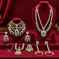 Lucentarts Jewellery Grand Kundan Stone Bridal Jewellery Set