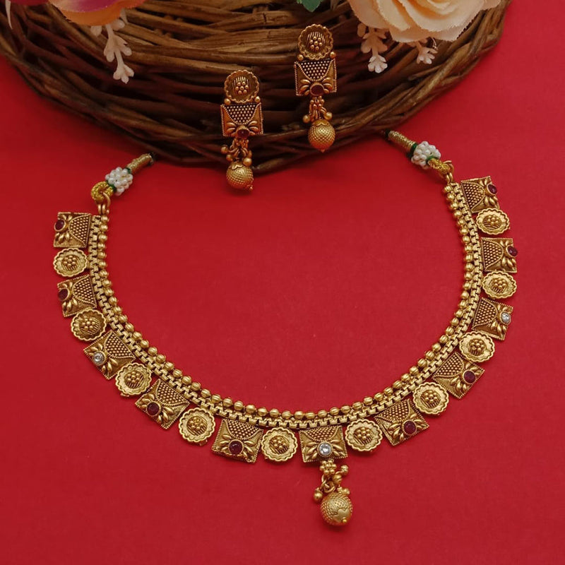 Sai Fashion Gold Plated Pota Stone Necklace Set