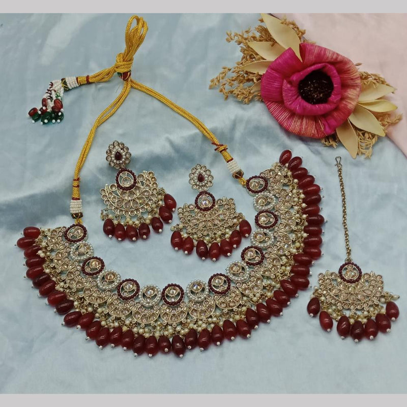 Sai Fashion Gold Plated Crystal Stone And Pearls Necklace Set