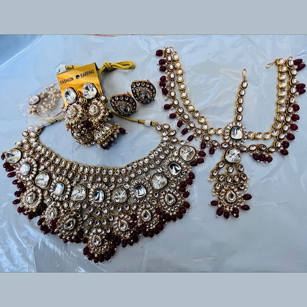 Sai Fashion Gold Plated Kundan Stone And Pearls Choker Necklace Set