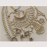 Sai Fashion Regal Kundan Stone And Beads Bridal Set