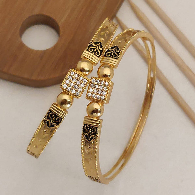 H K Fashion Gold Plated Bangle Set