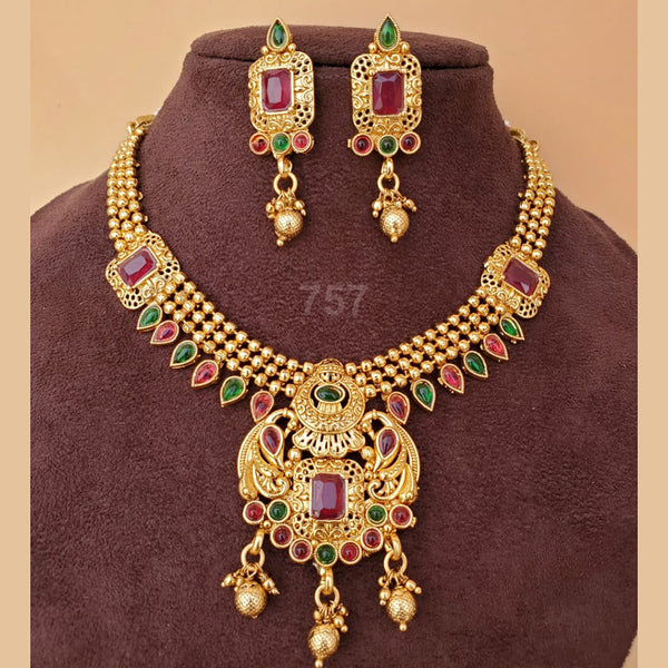 H K Fashion Gold Plated Kundan Stone And Pearls Necklace Set