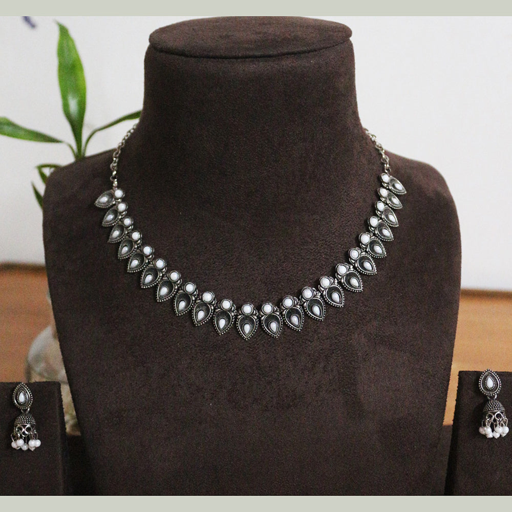 H K Fashion Oxidised Plated Crystal Stone Necklace Set