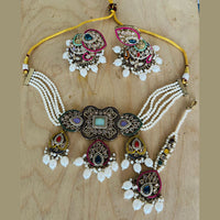 India Art Gold Plated Pota Stone And Pearls Choker Necklace Set