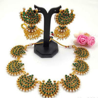 Kavita Art Premium  Pota Stone And Pearl Necklace Set