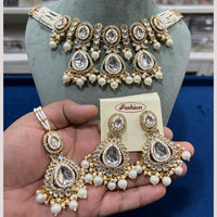 Hira Collections Gold Plated Kundan Stone And Pearls Beads Necklace Set