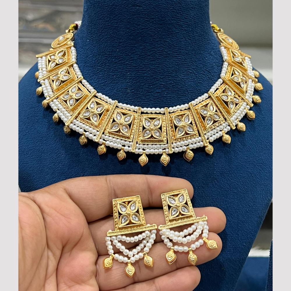 Hira Collections Gold Plated Pota Stone And Beads Necklace Set