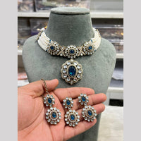 Hira Collections Gold Plated Kundan And Pearls Necklace Set