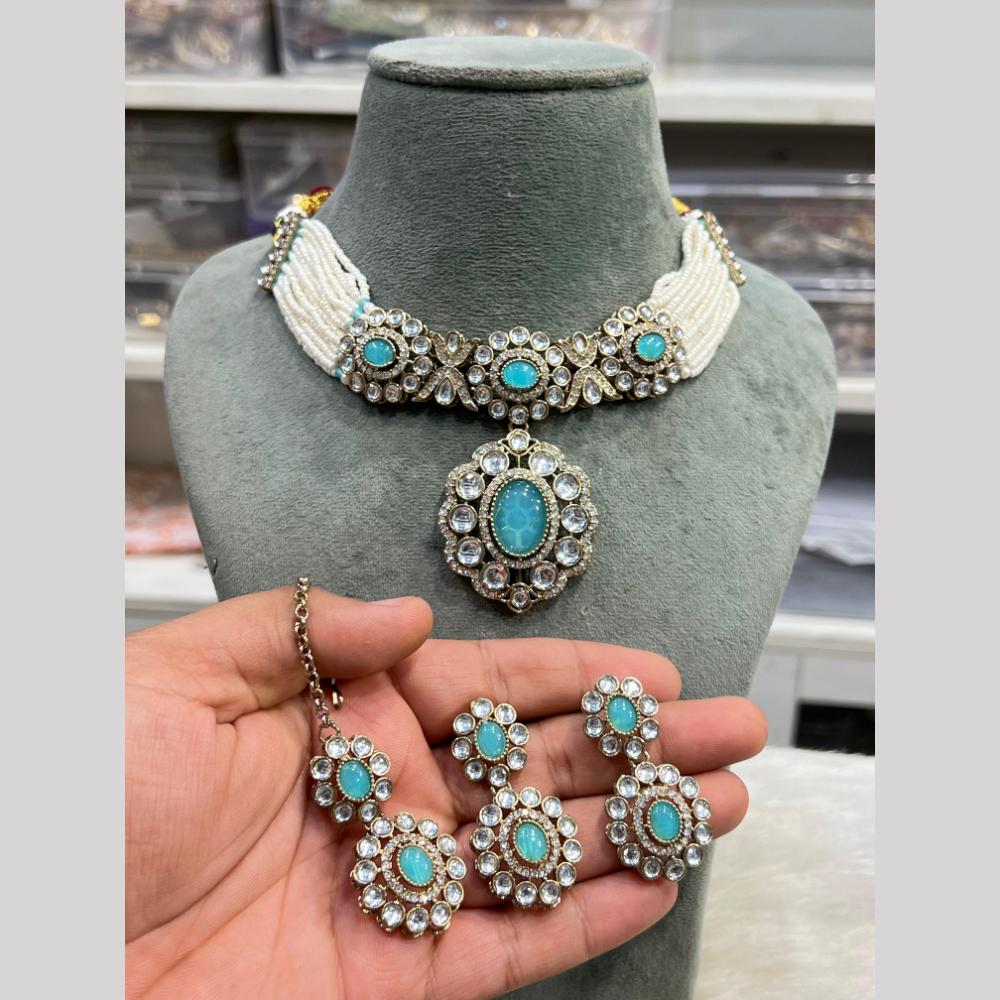 Hira Collections Gold Plated Kundan And Pearls Necklace Set