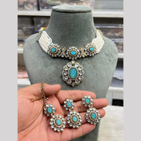 Hira Collections Gold Plated Kundan And Pearls Necklace Set