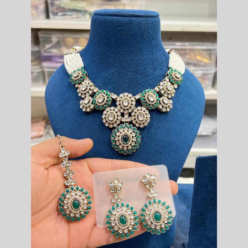 Hira Collections Gold Plated Kundan And Pearls Necklace Set