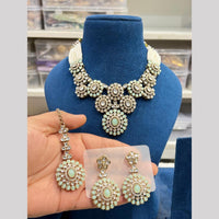 Hira Collections Gold Plated Kundan And Pearls Necklace Set