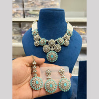 Hira Collections Gold Plated Kundan And Pearls Necklace Set