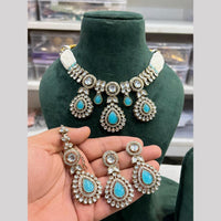 Hira Collections Gold Plated Kundan And Pearls Necklace Set