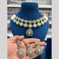 Hira Collections Gold Plated Kundan And Pearls Necklace Set