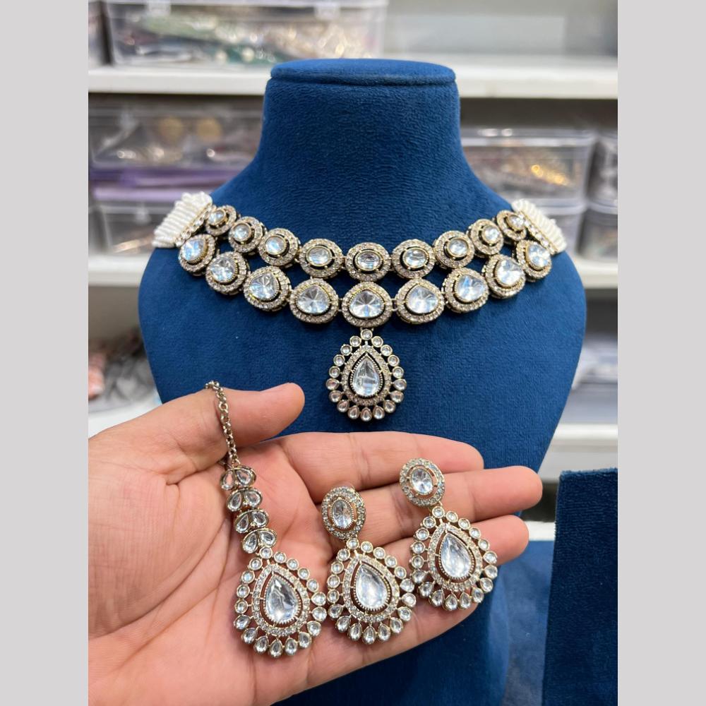 Hira Collections Gold Plated Kundan And Pearls Necklace Set