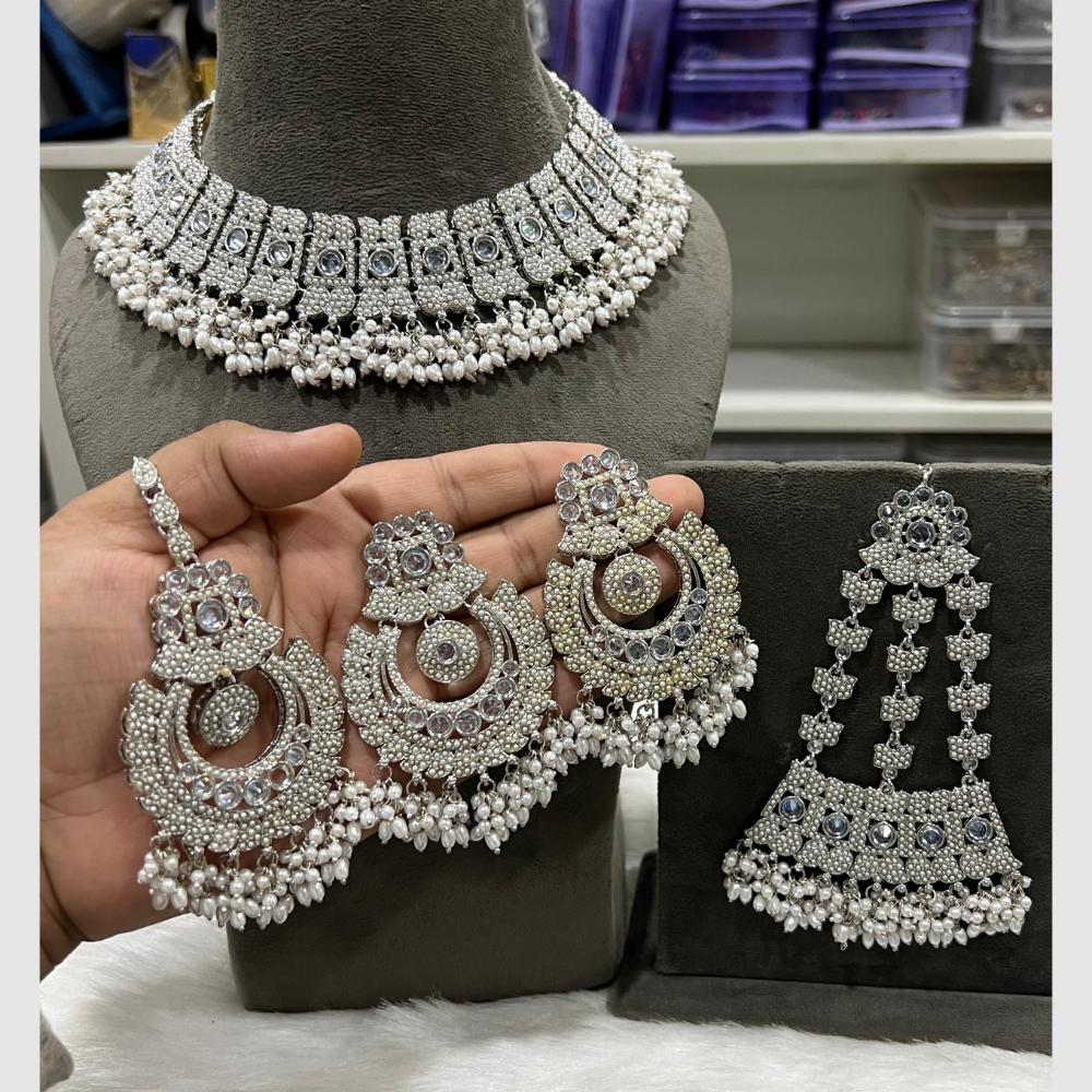 Hira Collections Rhodium Crystal And Pearls Beads Choker Necklace Set
