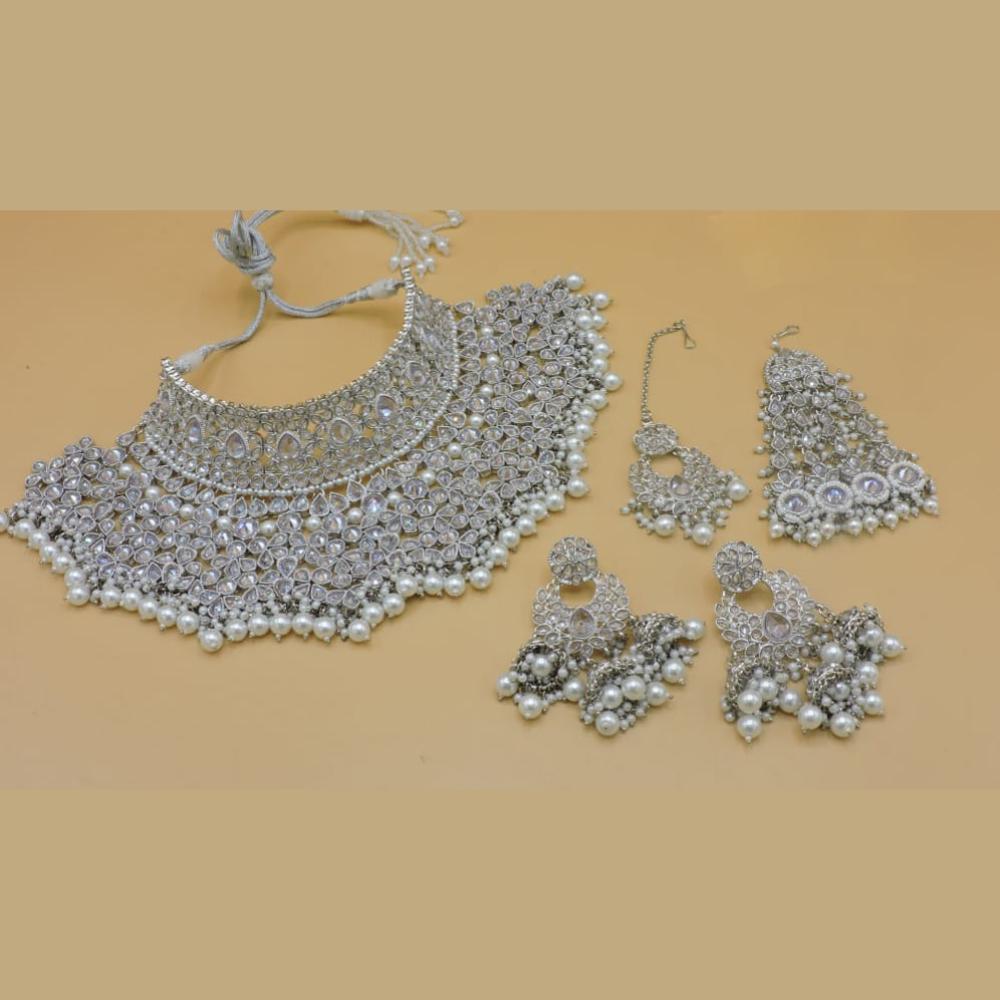 Hira Collections Vintage Charm Crystal & Pearl Necklace for Timeless Style