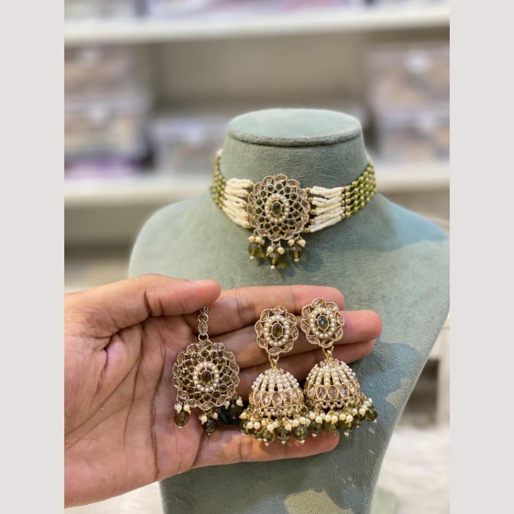 Hira Collections Elegant Polki Kundan Choker Necklace Set for Brides and Party Wear