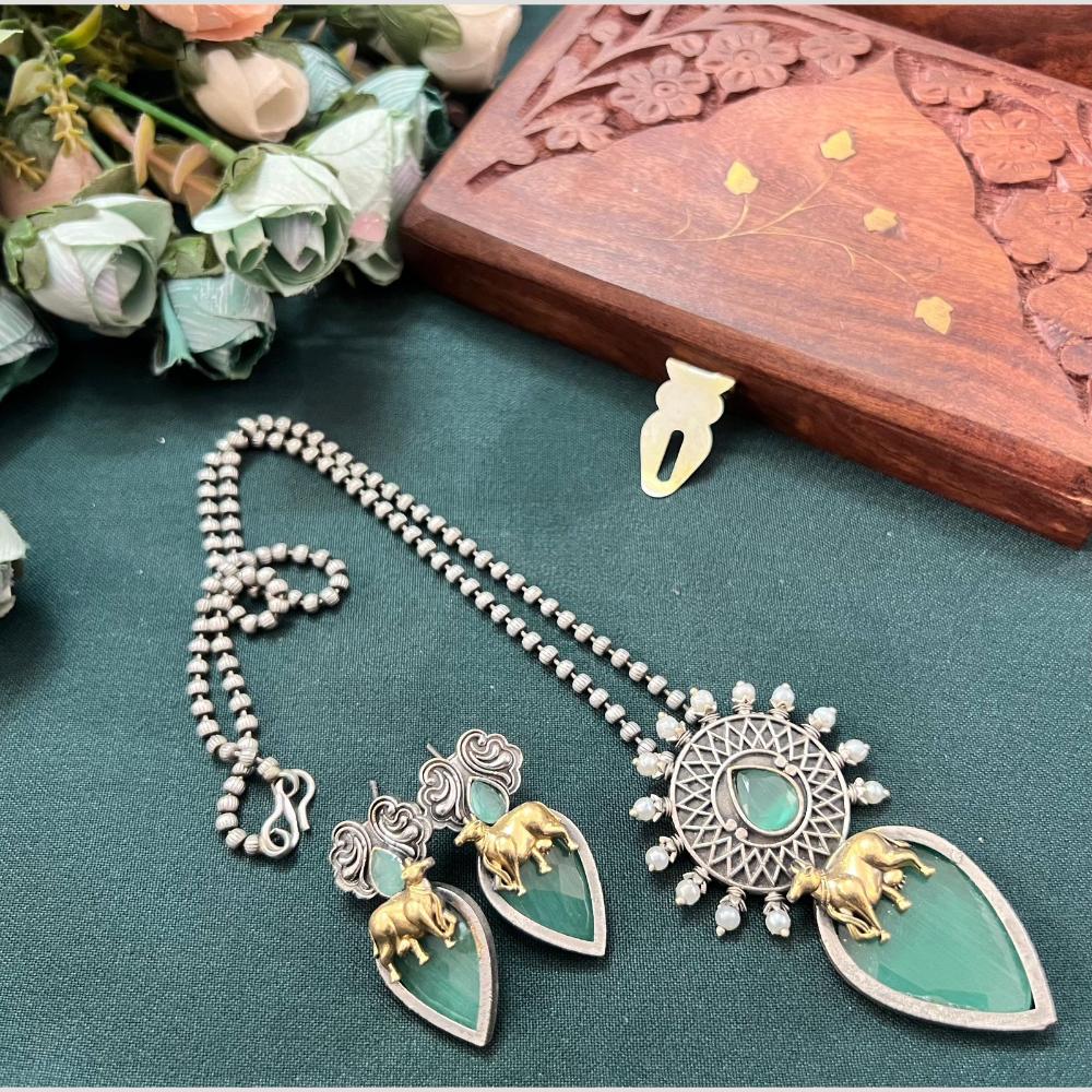 Hira Collections Long Pendant Necklace Set with Nandi Motif for Traditional Look