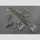 Hira Collections Elegant Ethnic Two-Tone Jewelry Set for Navratri and Festive Occasions