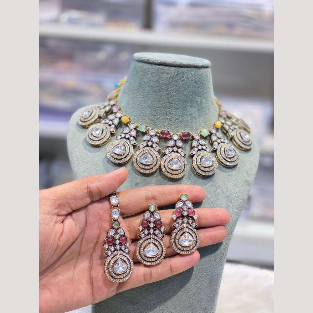Hira Collections Golden Era Kundan Necklace Set – Ethnic Elegance