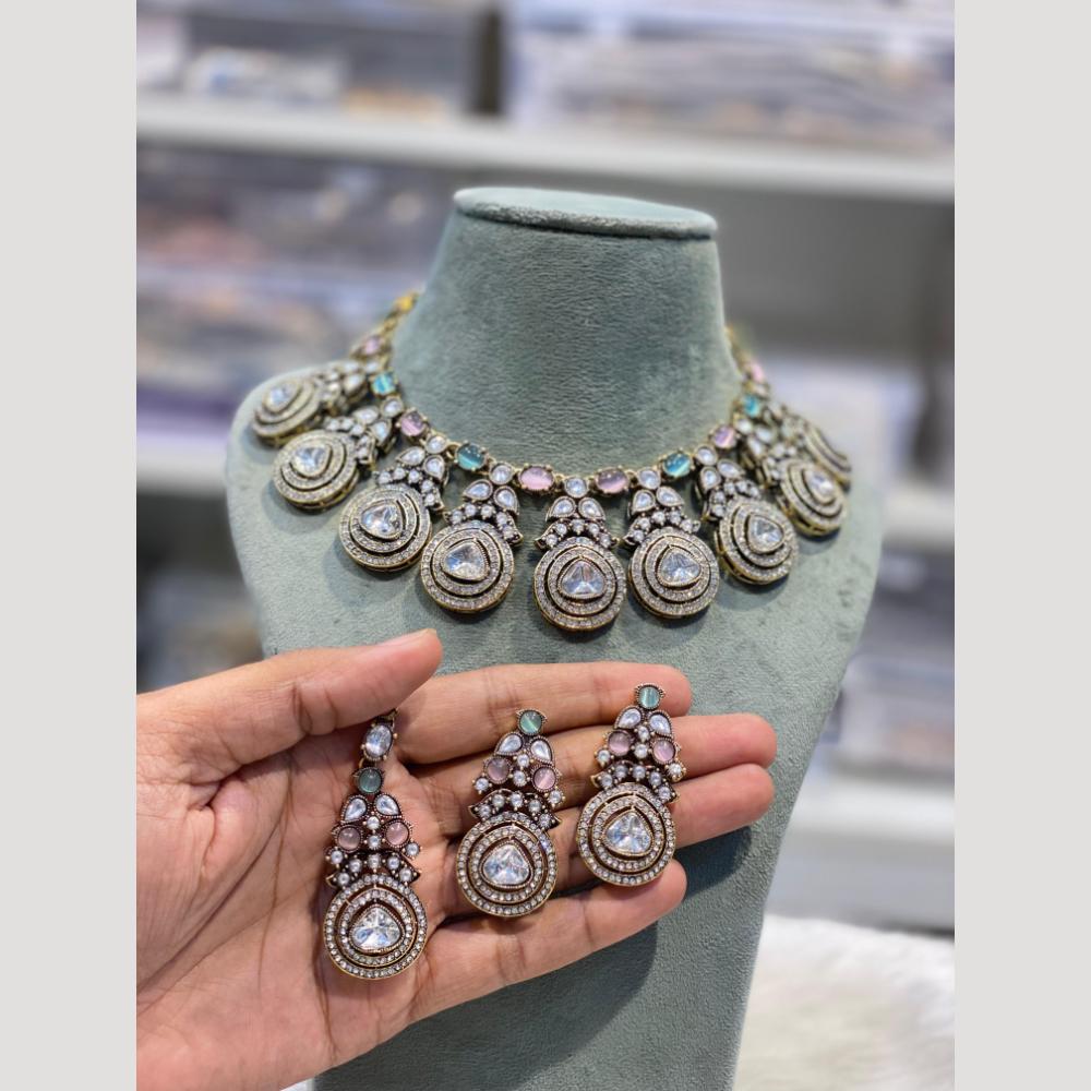 Hira Collections Golden Era Kundan Necklace Set – Ethnic Elegance