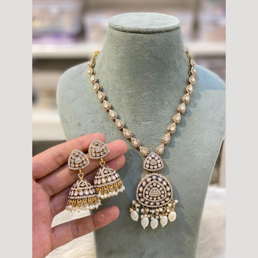 Hira Collections Vintage Style Austrian Stone And Beads Necklace Set