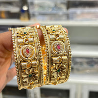 Hira Collections Royal Pota Stone Openable Bangles Set