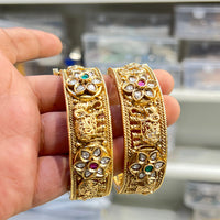 Hira Collections Royal Pota Stone Bangles Set
