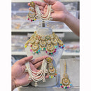 Hira Collection Sparkling Kunda And Pearl Elegance Necklace Set