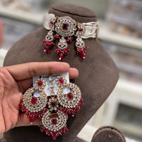 Hira Collections Royal Kundan Stone And Pearl Choker Necklace Set