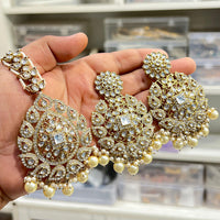 Hira Collections Royal Crystal Stone And Pearl Earring With Maangtikka