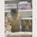 Hira Collections Designer Round Filigree Necklace Set