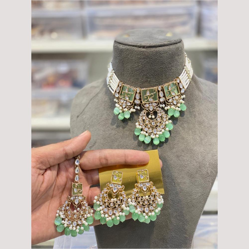 Hira Collections Glamorous Kundan And Pearl Choker Necklace Set