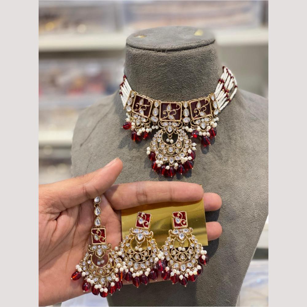 Hira Collections Glamorous Kundan And Pearl Choker Necklace Set