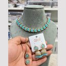 Hira Collections Glamorous Pota Stone And Pearl Necklace Set