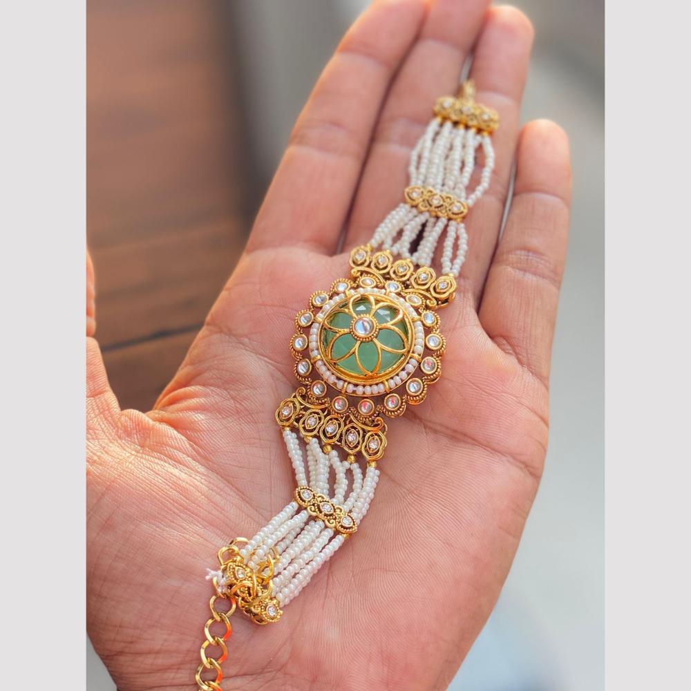 Hira Collections Graceful Pota Stone And Pearl Adjustable Bracelet